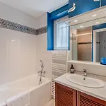 L'acacia - Maison Pour Un Sejour Serein A Nantes